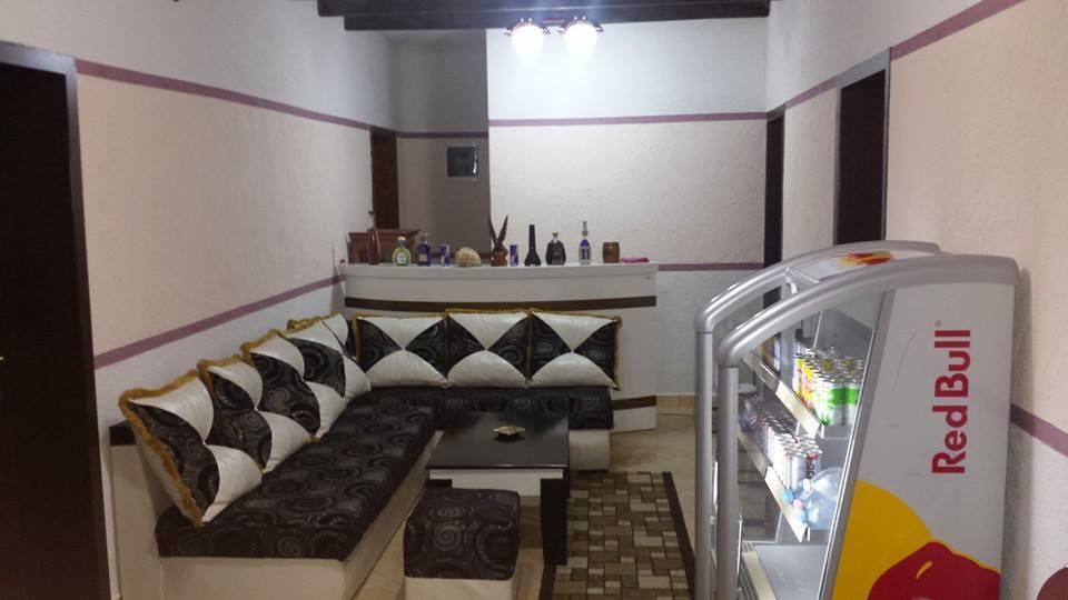 Hotel Buza New Shtoj Εξωτερικό φωτογραφία