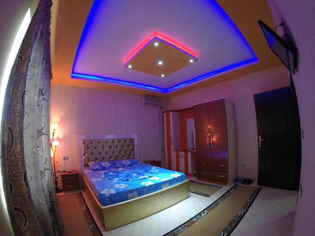 Hotel Buza New Shtoj Δωμάτιο φωτογραφία