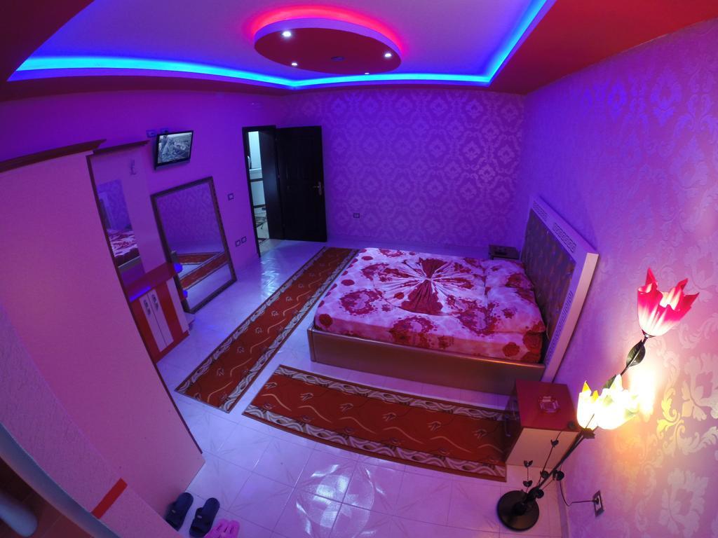 Hotel Buza New Shtoj Δωμάτιο φωτογραφία