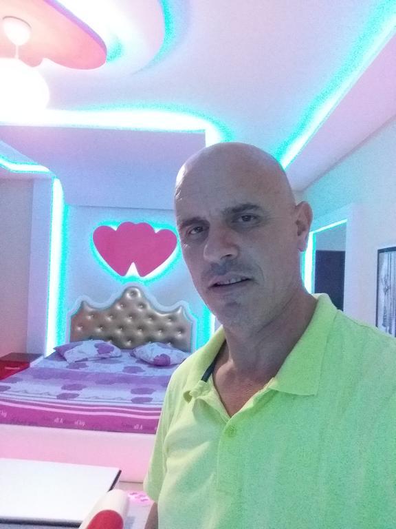 Hotel Buza New Shtoj Εξωτερικό φωτογραφία