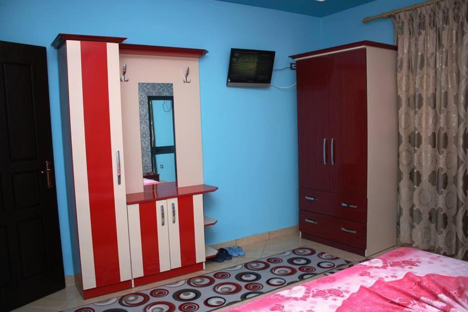 Hotel Buza New Shtoj Εξωτερικό φωτογραφία
